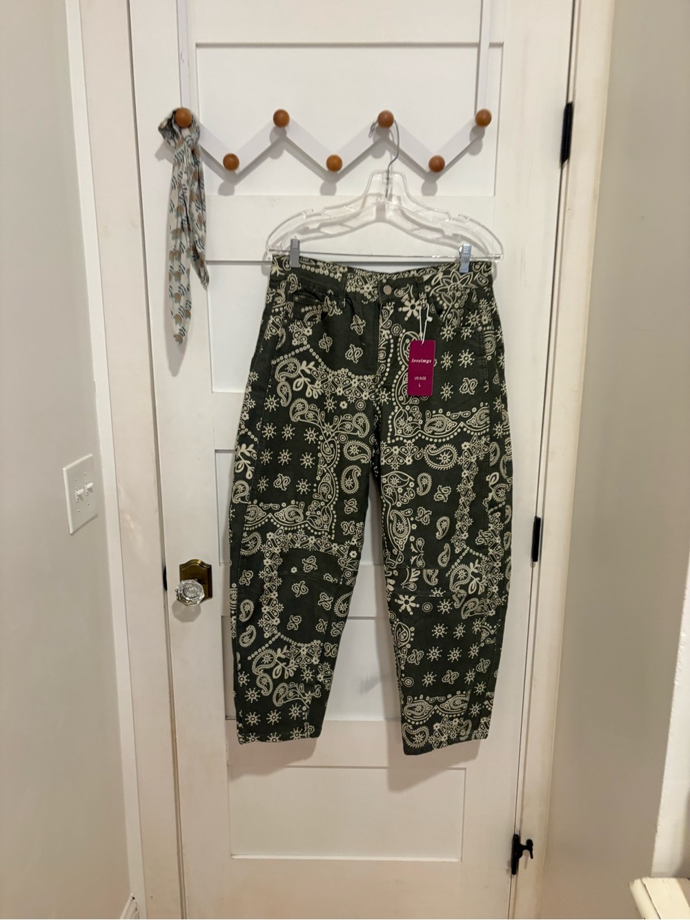 Green Bandana Print Barrel Pants